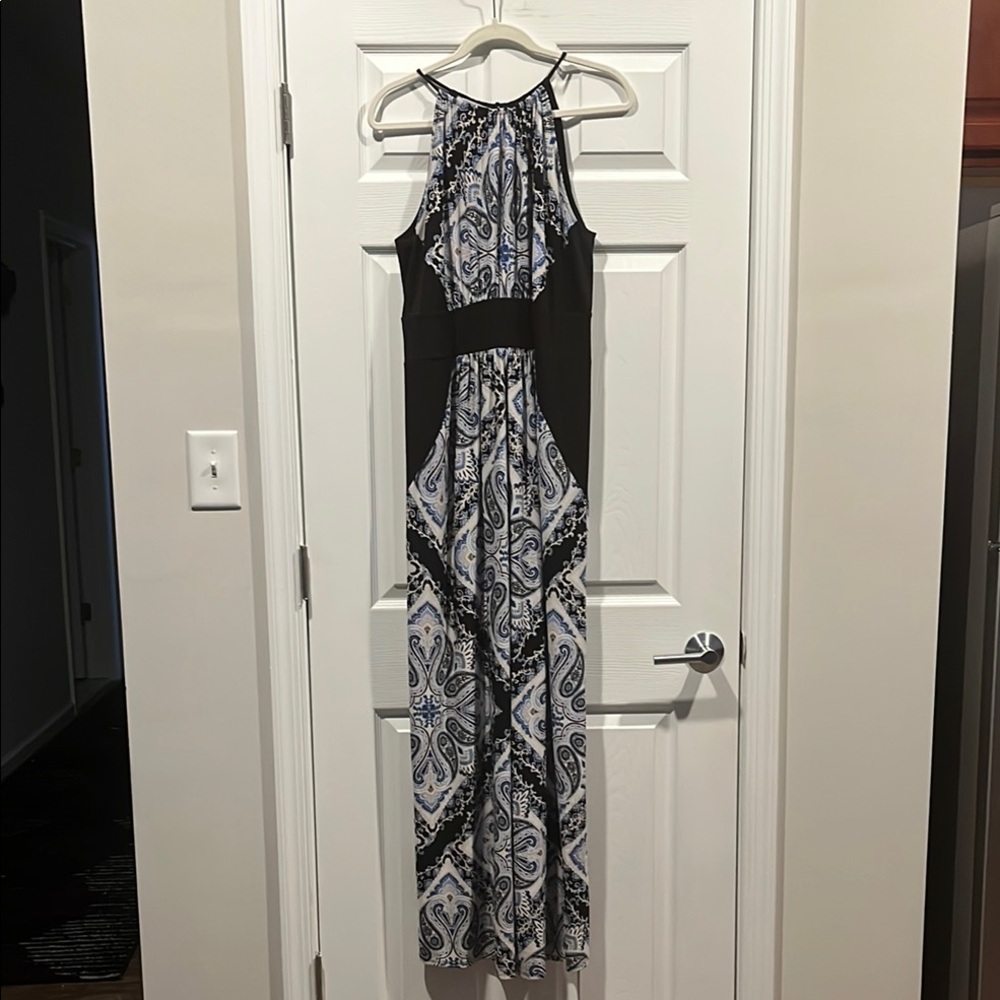 London Style Black and White Halter‎ Maxi Dress
